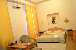 Апартаменты Grata Apartments - Kiev Киев Апартаменты: Михайловский переулок, 9а-7